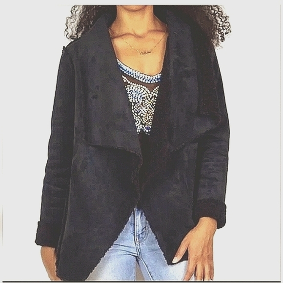 VELVET by Graham&Spencer Faux fur lined  faux suede outer draped jacket. Size S - Picture 2 of 13